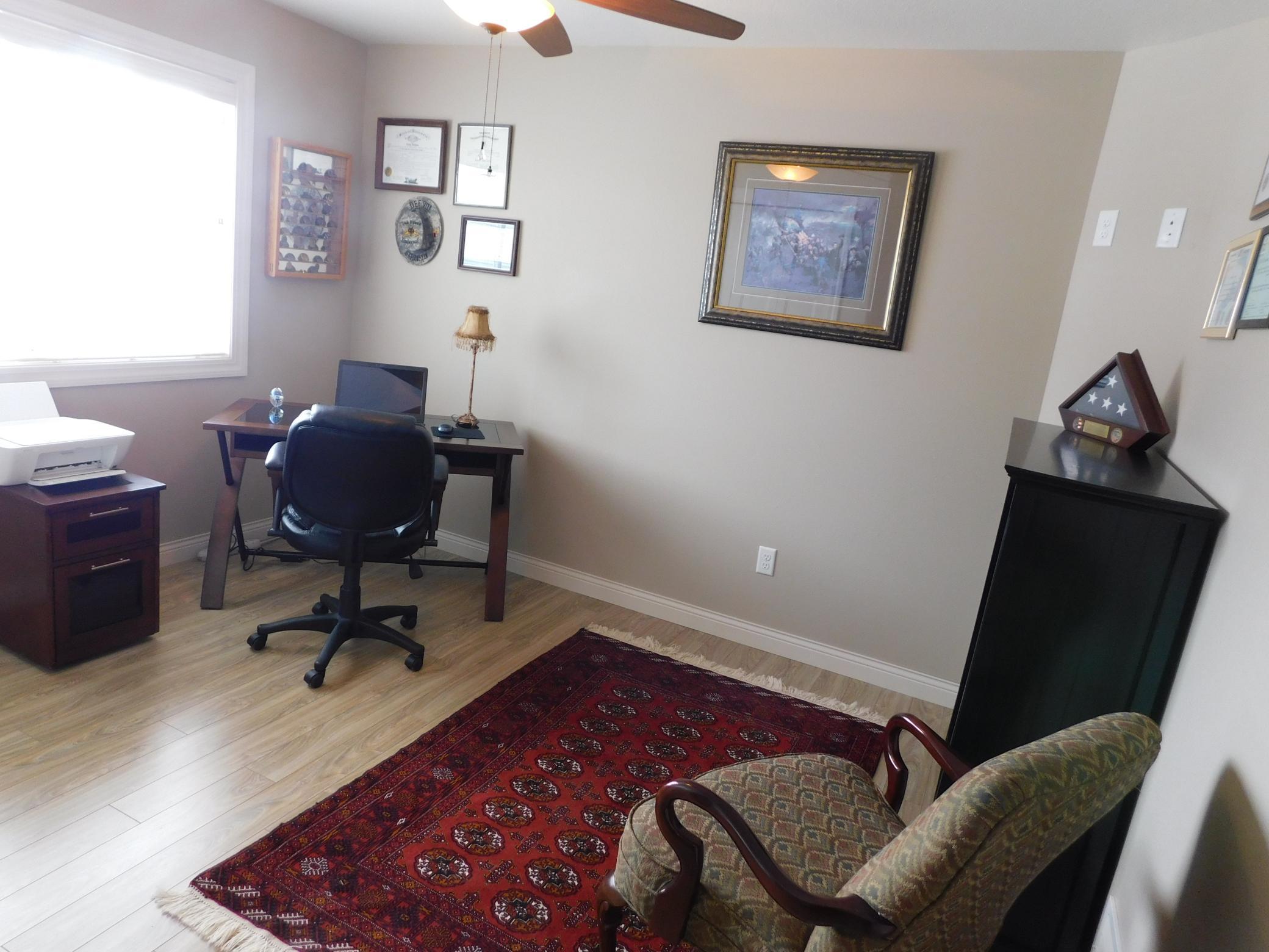 bedroom-3 / office