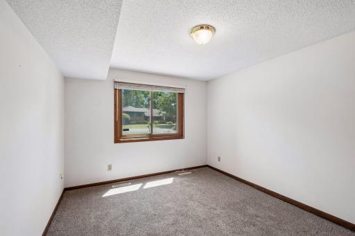 5706 W 98 1/2 Street, Minneapolis, MN 55437