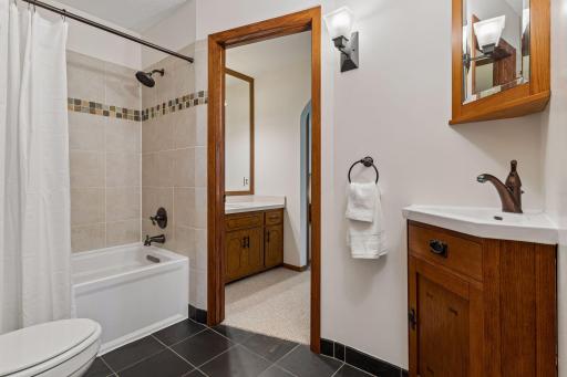 1165 Ravenswood Street, Shoreview, MN 55126