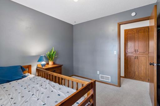 1165 Ravenswood Street, Shoreview, MN 55126