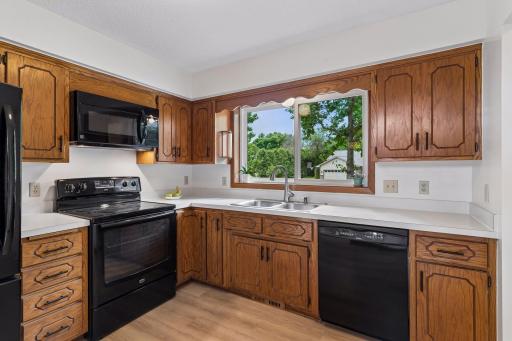 1165 Ravenswood Street, Shoreview, MN 55126