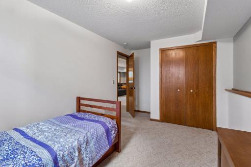 1165 Ravenswood Street, Shoreview, MN 55126