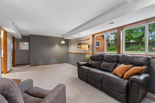 1165 Ravenswood Street, Shoreview, MN 55126
