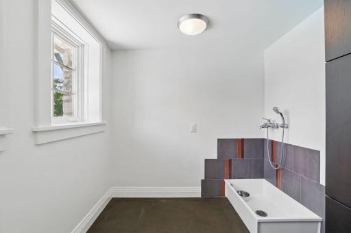 4300 Fremont Avenue S, Minneapolis, MN 55409