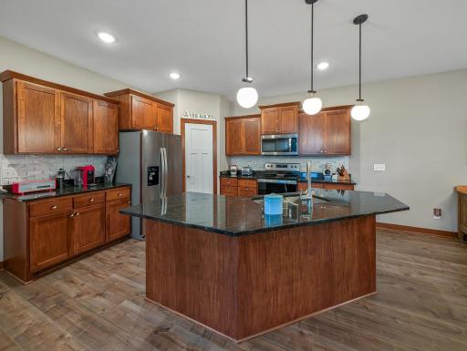 6230 Boulder Ridge Drive, Rockford, MN 55373