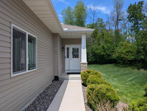 6230 Boulder Ridge Drive, Rockford, MN 55373