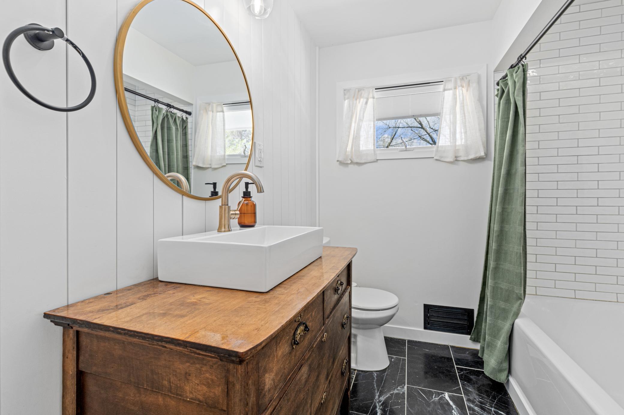 Main floor full bathroom!