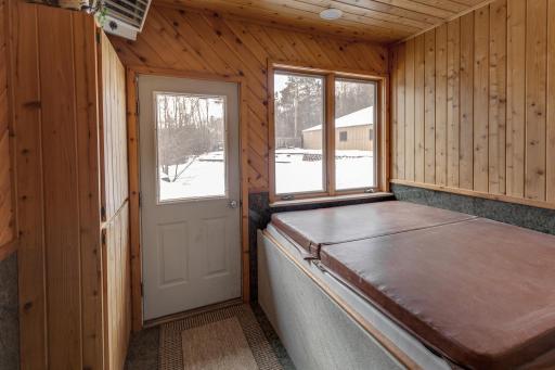 2585 State 200 NE, Remer, MN 56672