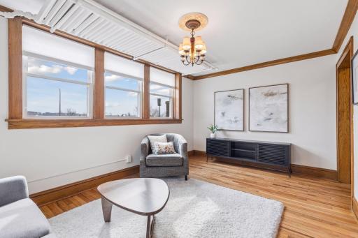 383 Grand Avenue, 9, Saint Paul, MN 55102