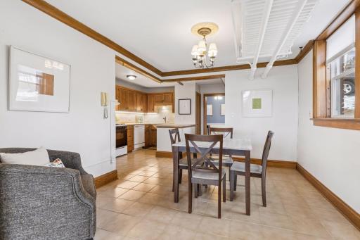 383 Grand Avenue, 9, Saint Paul, MN 55102