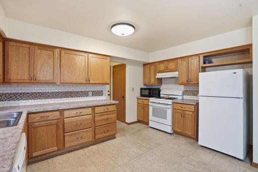 821 Elm Street W, Norwood Young America, MN 55368