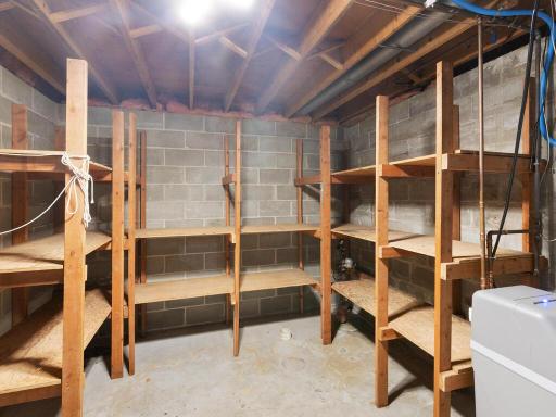 6868 Stonewood Court, Eden Prairie, MN 55346