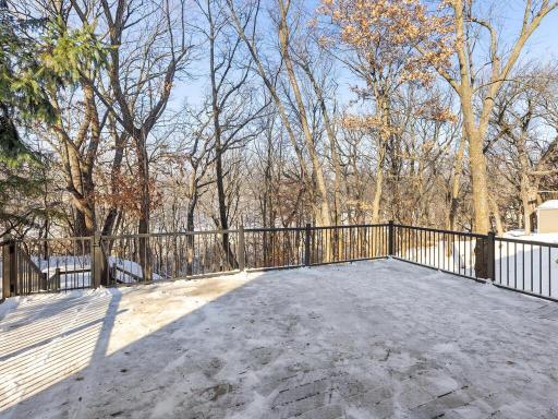 6868 Stonewood Court, Eden Prairie, MN 55346