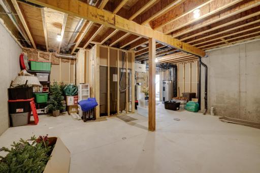 All of your storage needs are covered in this space!