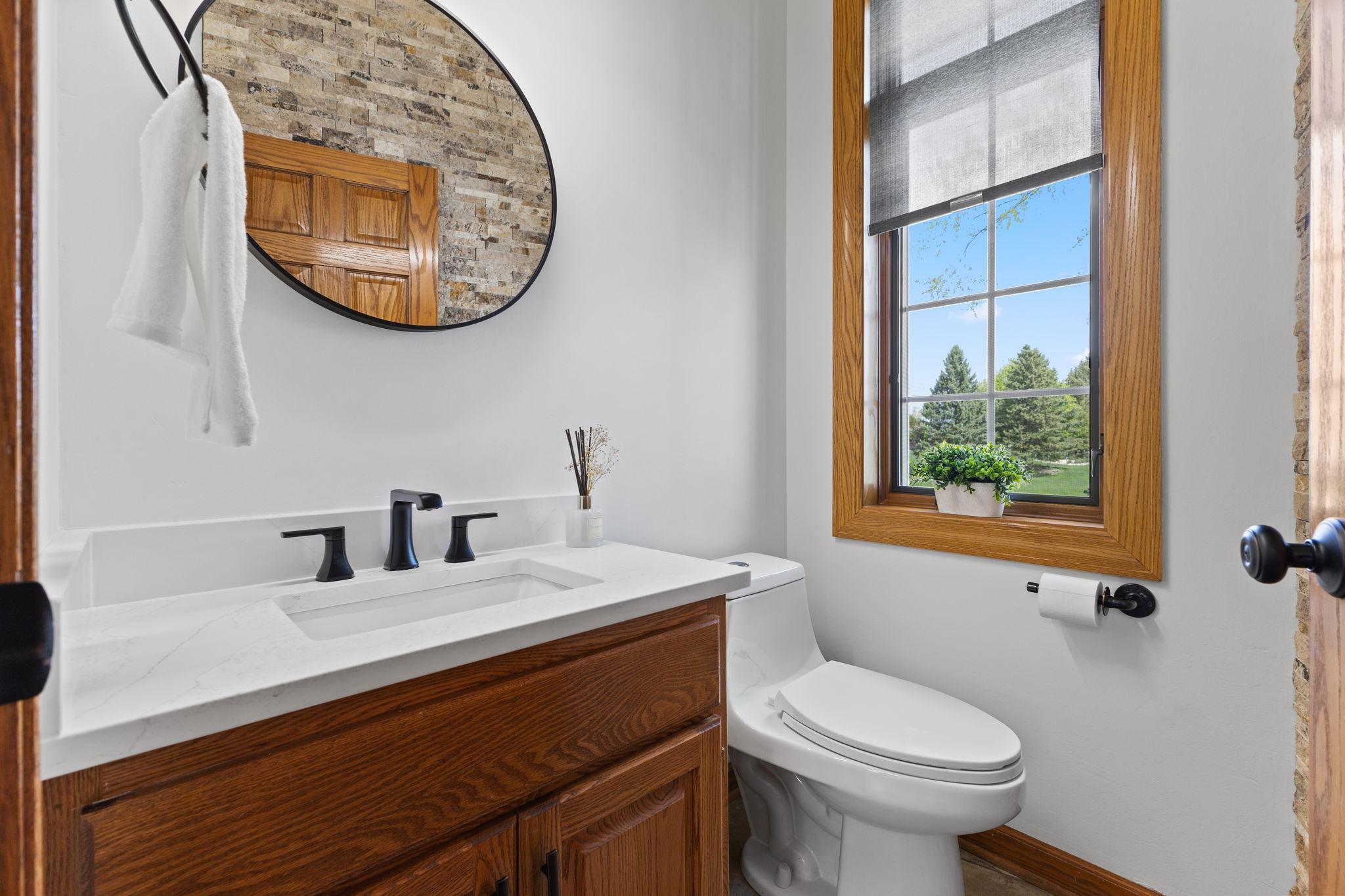 Main level 1/2 bath.