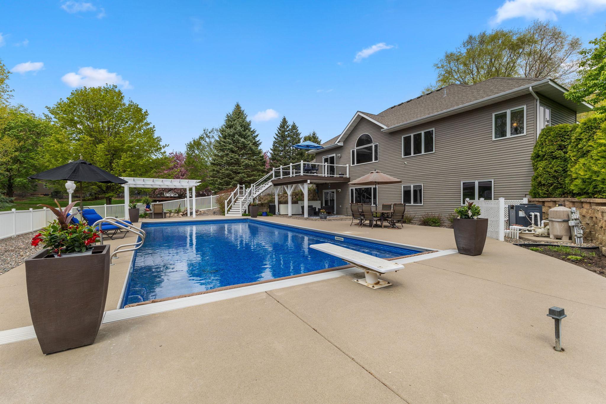 Vivid Spaces_ 652 136th Ln NE_60.jpg