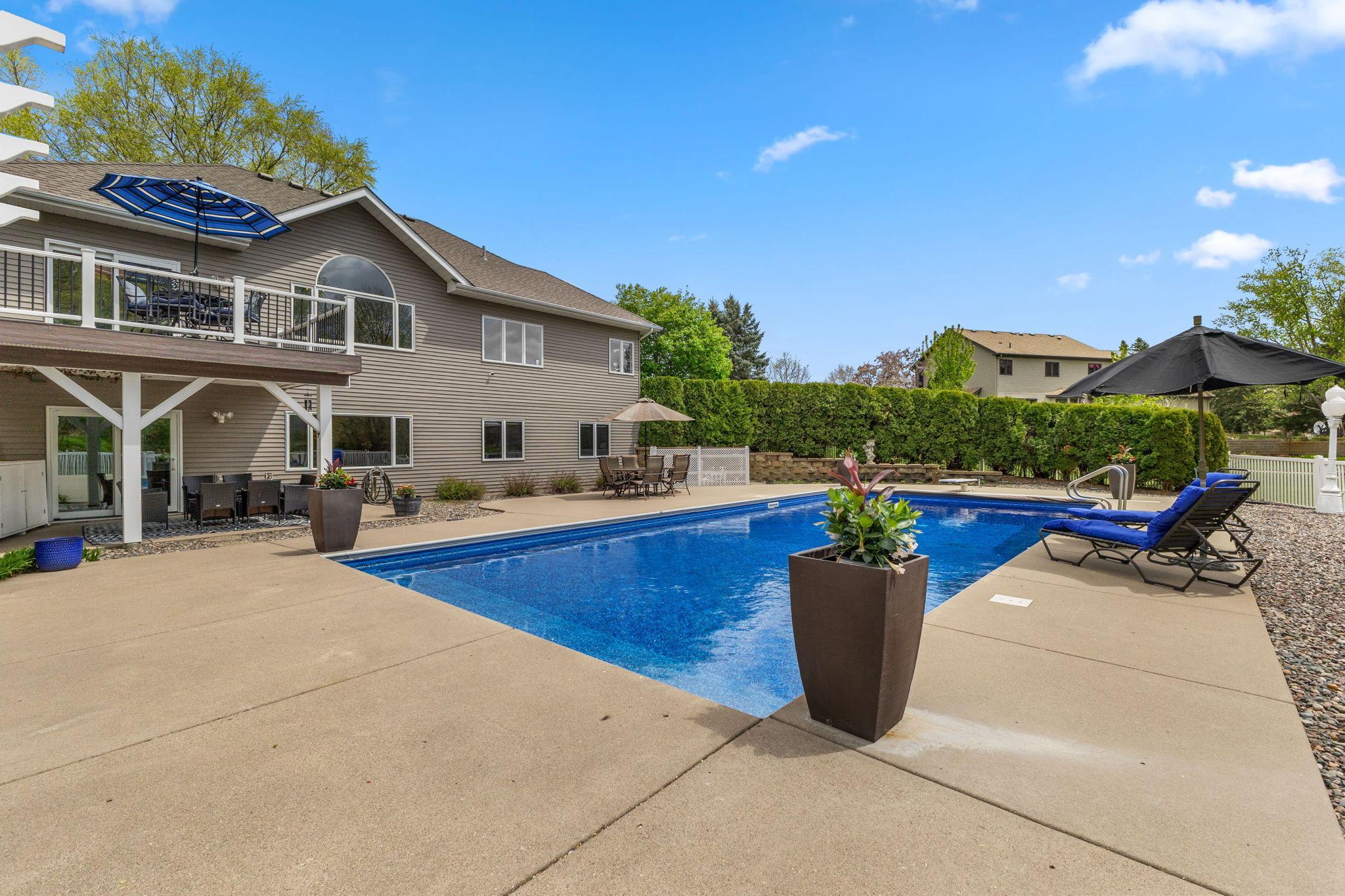 Vivid Spaces_ 652 136th Ln NE_57.jpg