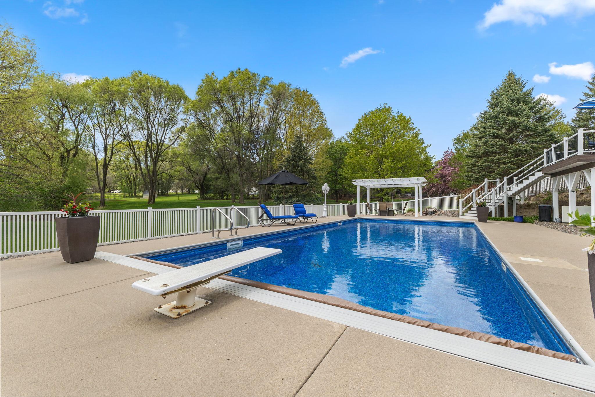 Vivid Spaces_ 652 136th Ln NE_58.jpg