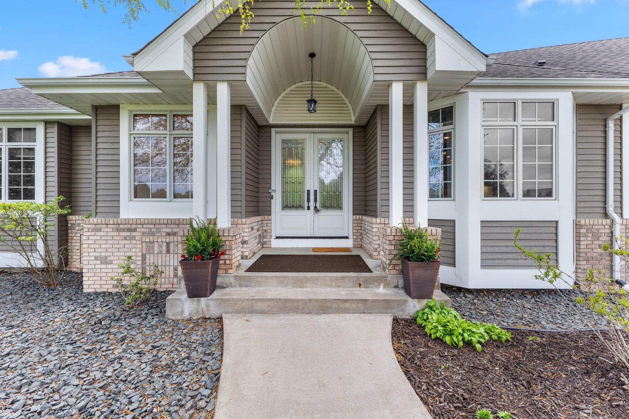 Vivid Spaces_ 652 136th Ln NE_09.jpg