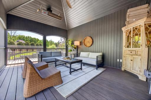 1000 Old Crystal Bay Road S, Wayzata, MN 55391