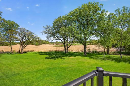 1000 Old Crystal Bay Road S, Wayzata, MN 55391