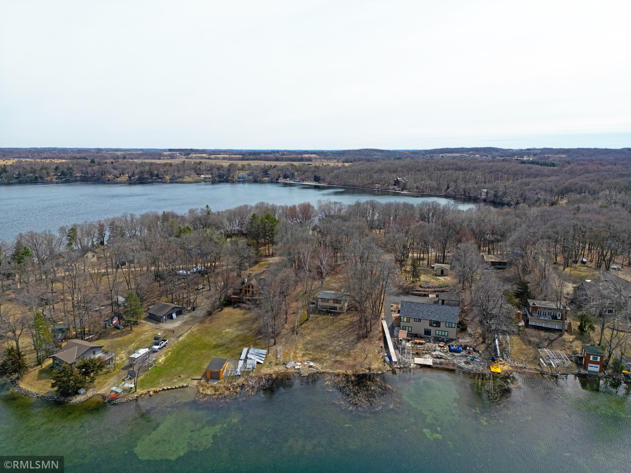 Great vie of the Sunset Point peninsula.