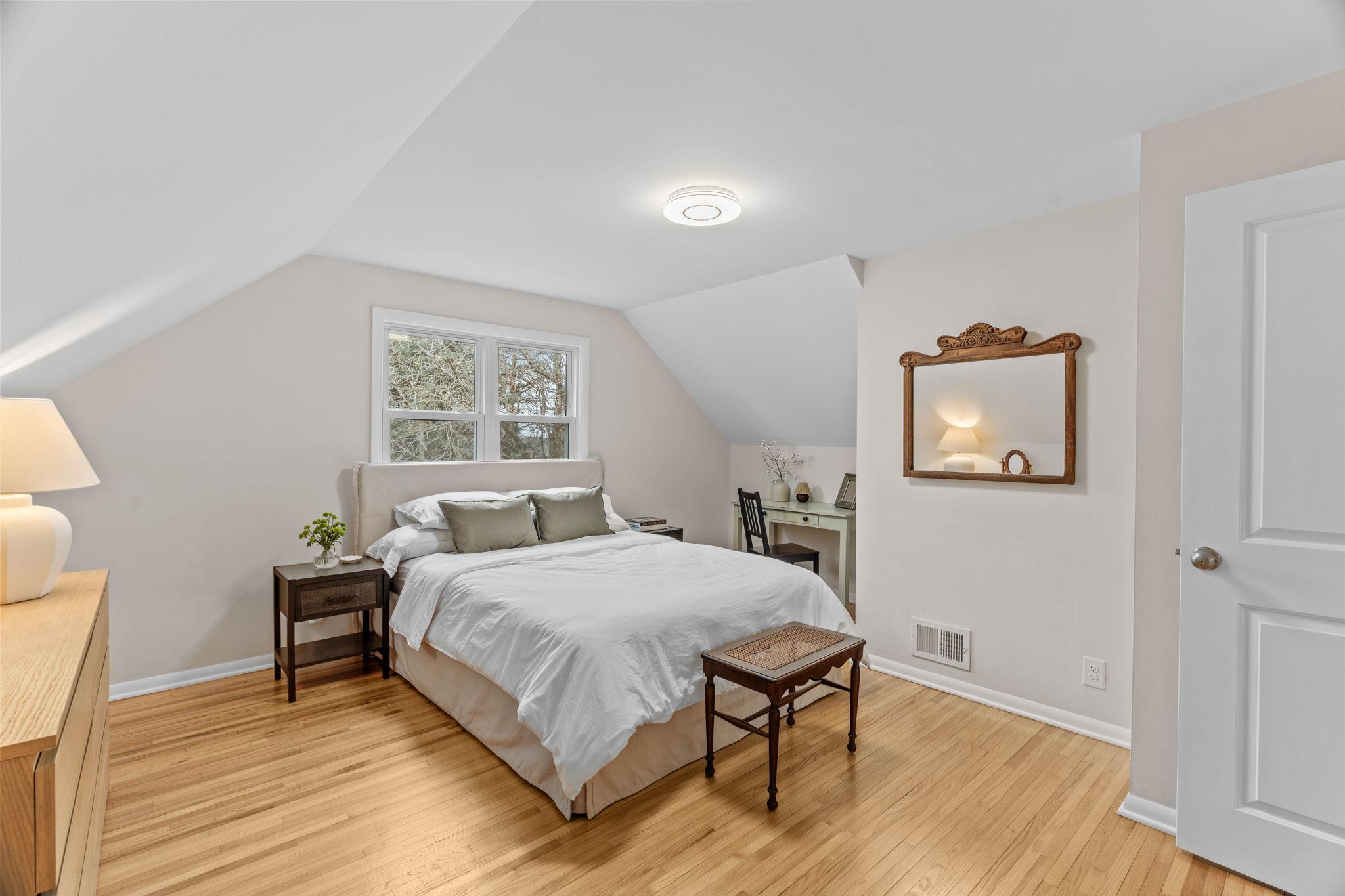 Upstairs Primary Bedroom