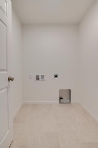 2523 36th Avenue S, Moorhead, MN 56560