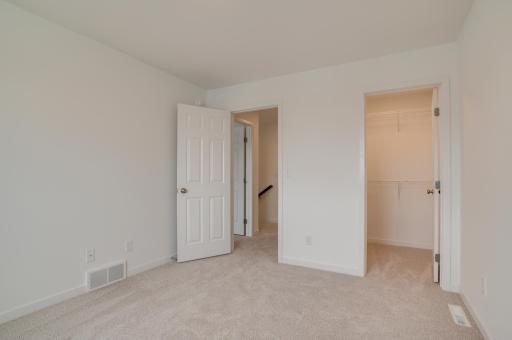 2523 36th Avenue S, Moorhead, MN 56560
