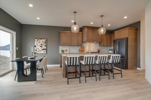 2523 36th Avenue S, Moorhead, MN 56560