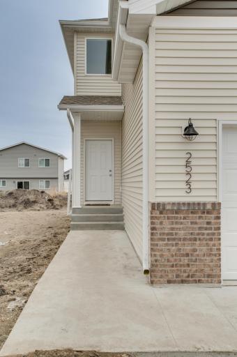 2523 36th Avenue S, Moorhead, MN 56560