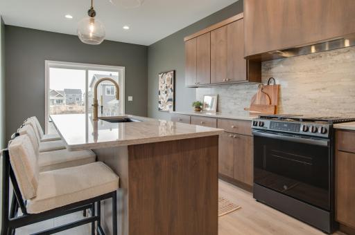 2523 36th Avenue S, Moorhead, MN 56560