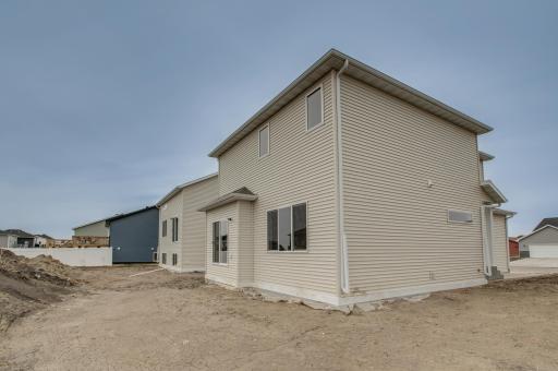 2523 36th Avenue S, Moorhead, MN 56560