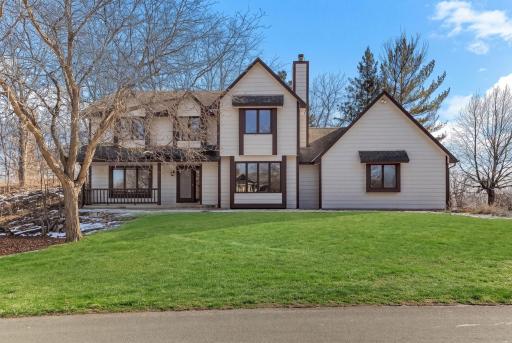 12525 Pinehurst Drive, Burnsville, MN 55337