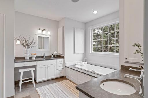 5121 Mirror Lakes Drive, Edina, MN 55436