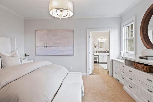 5121 Mirror Lakes Drive, Edina, MN 55436