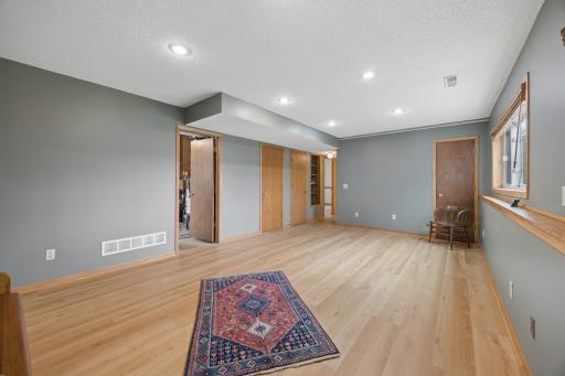 12975 Garner Lane, Saint Paul, MN 55124