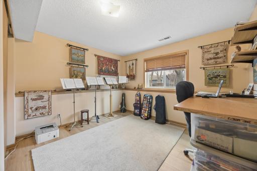 12975 Garner Lane, Saint Paul, MN 55124