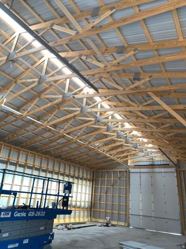 H. SCISSOR TRUSSES PROVIDE EXTRA HEIGHT.jpg