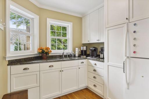 5423 Abbott Place, Edina, MN 55410