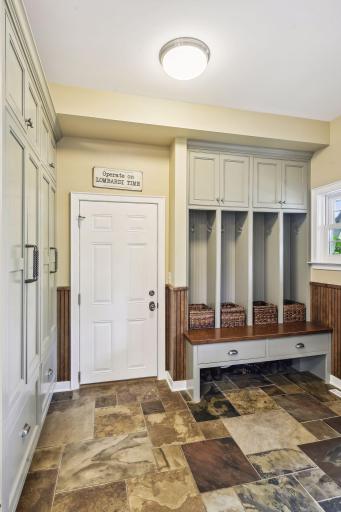 5423 Abbott Place, Edina, MN 55410