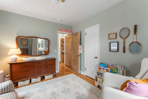 59-web-or-mls-5455 Shoreview Ave-156.jpg