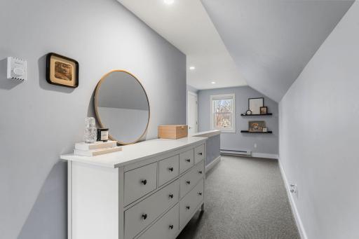 68-web-or-mls-5455 Shoreview Ave-203.jpg