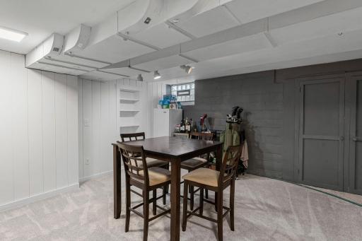 76-web-or-mls-5455 Shoreview Ave-243.jpg