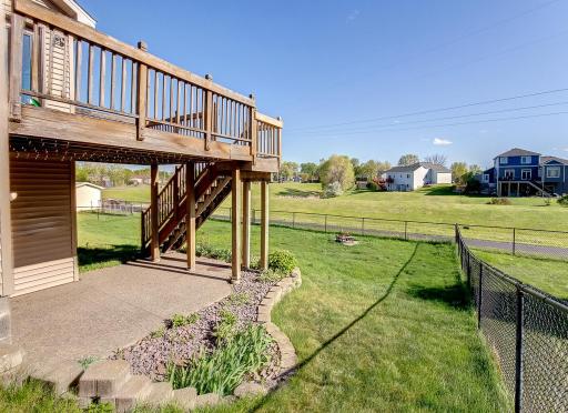564 Monnens Avenue, Shakopee, MN 55379