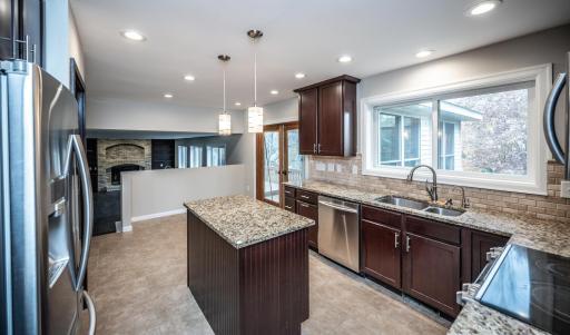 18644 85th Avenue N, Maple Grove, MN 55311