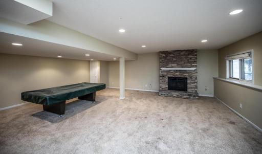 18644 85th Avenue N, Maple Grove, MN 55311