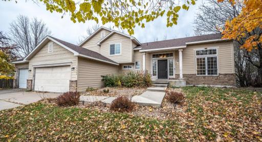 18644 85th Avenue N, Maple Grove, MN 55311