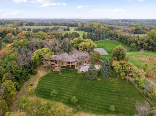 4245 Bayside Road, Maple Plain, MN 55359