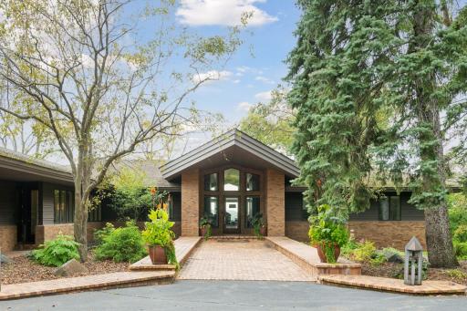 4245 Bayside Road, Maple Plain, MN 55359